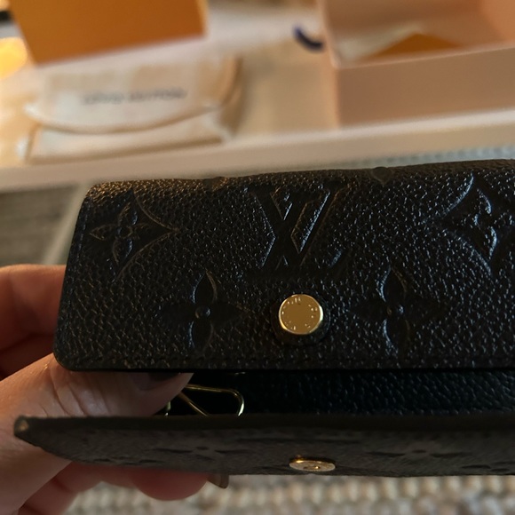Louis Vuitton 6 ring key holder - Picture 1 of 5